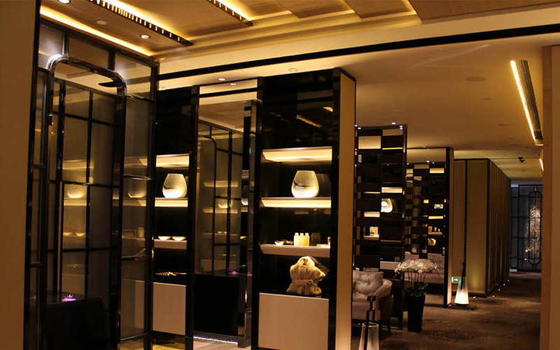 300㎡假日酒店电梯间及精品店改造